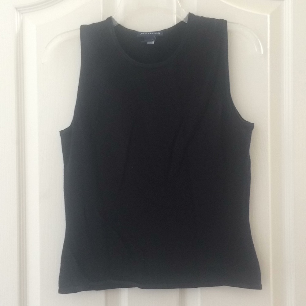 FINAL MARKDOWN Classic Ann Taylor knit tank small